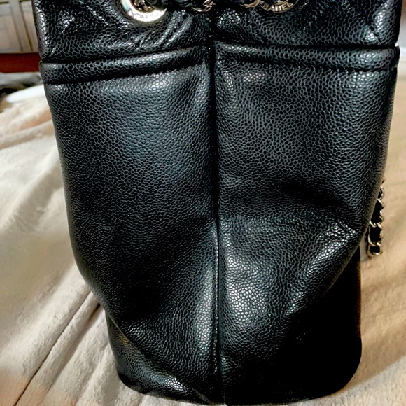 CHANEL Caviar Timeless CC Soft Tote *RARE* - Picture 11 of 13